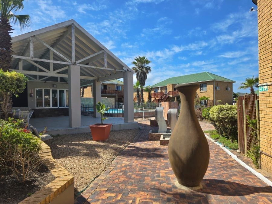 2 Bedroom Property for Sale in Myoli Beach Western Cape